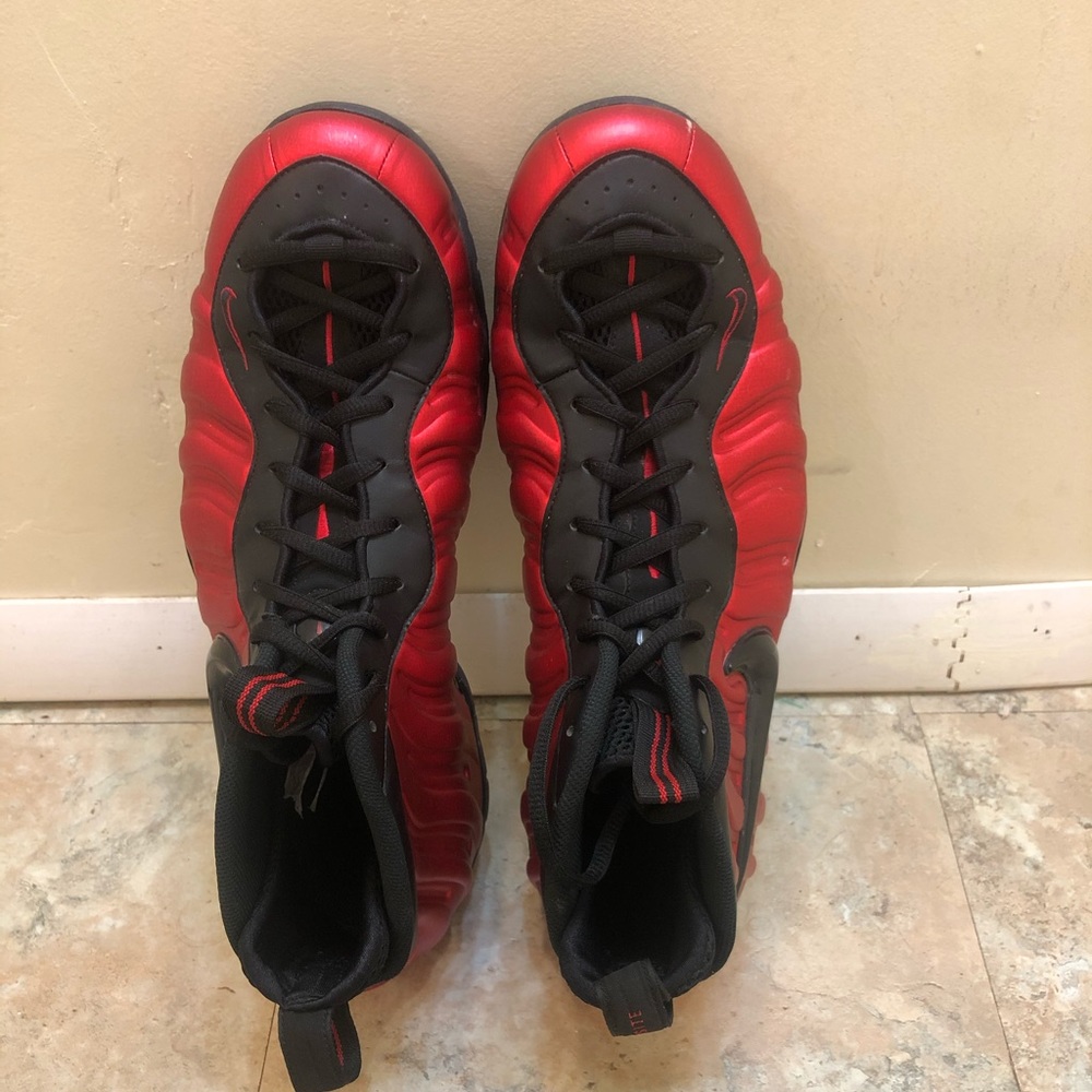Nike Air Foamposite Pro University Red Black 14 - Picture 6 of 8